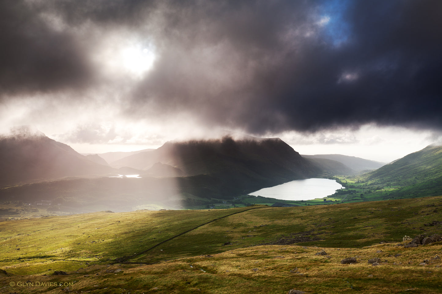 "Cloudbase Nantlle" Mynydd Mawr & Nantlle Ridge