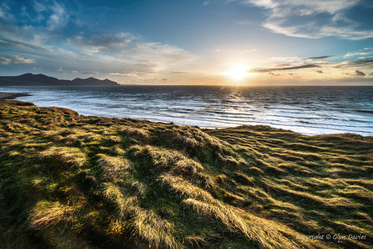 "Battling the Wind" Dinas Dinlle