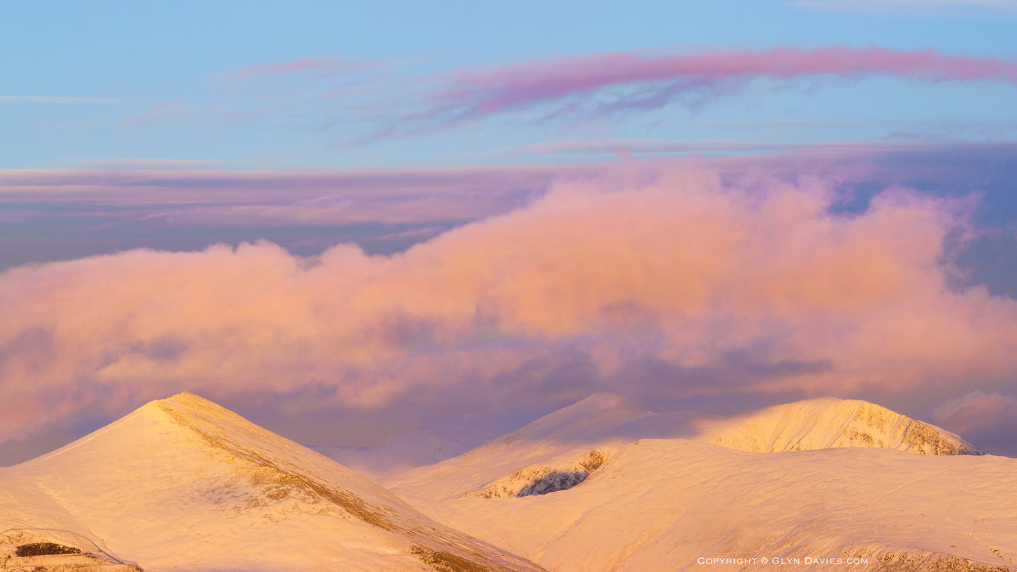 "A Hole Illusion" Elidir Fawr & Carneddau, Eryri