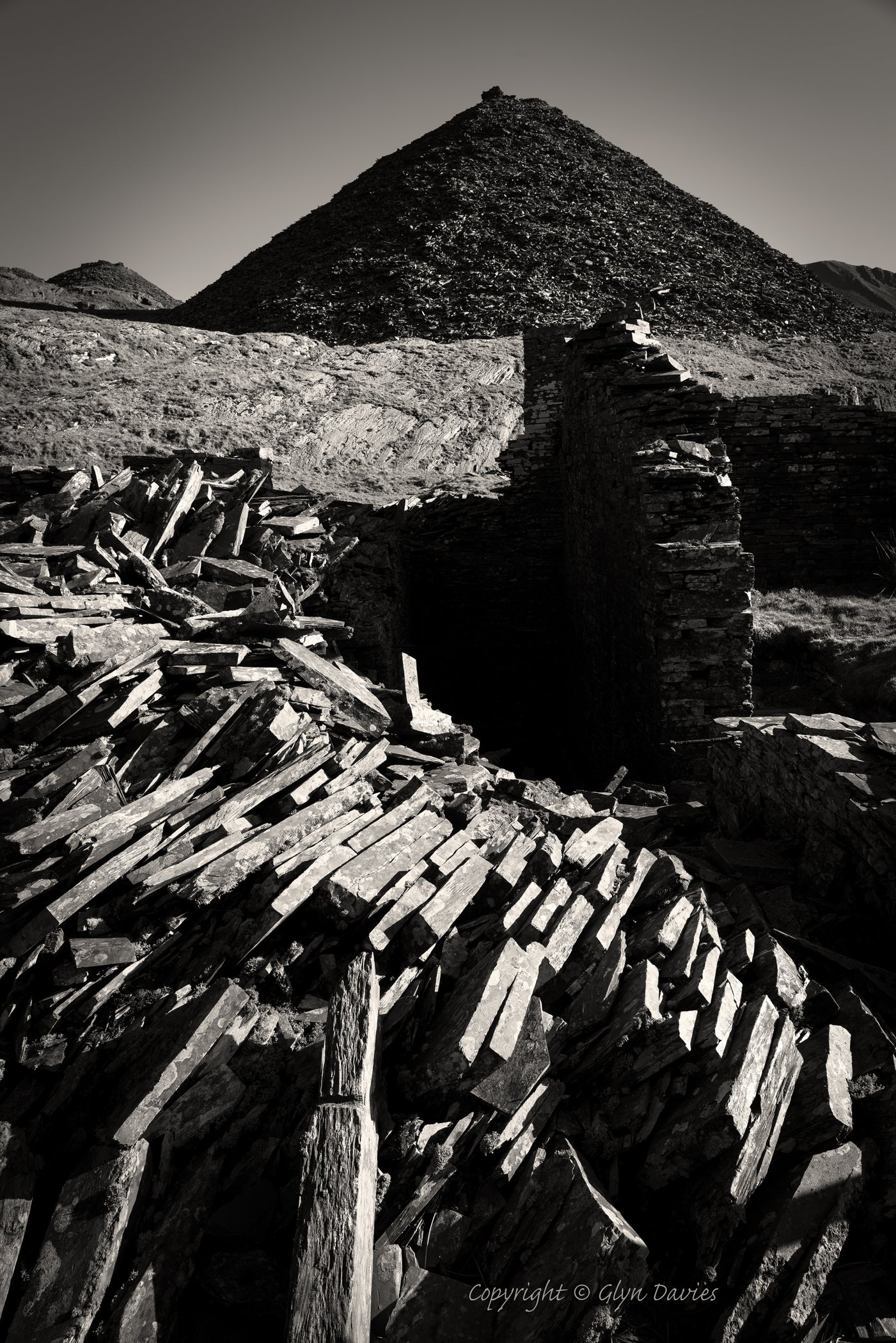 "Mountains of Slate" Chwarel Rhosydd
