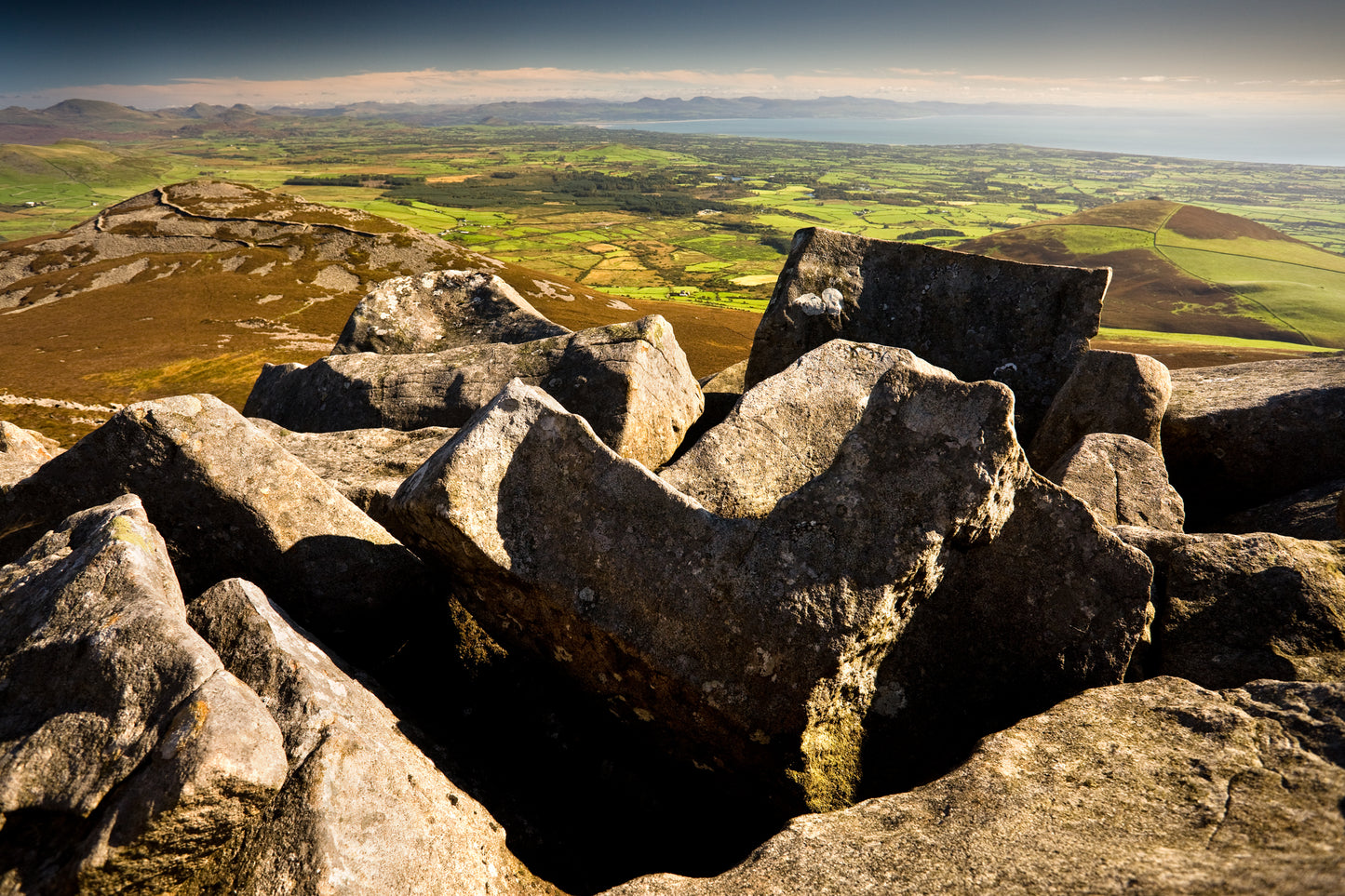 "Stone Signs" Garn Ganol