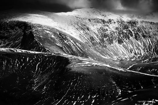 "A Warm Welcome Waiting" Yr Wyddfa (Snowdon)