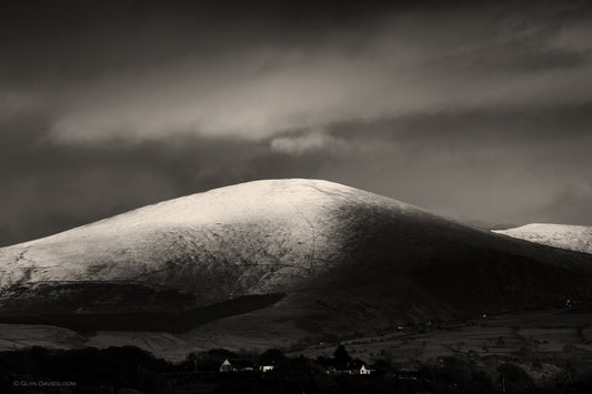 "It's Behind You" Moel Eilio