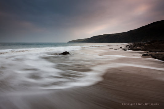 "Nothing is Ever Washed Away" Porth Ceiriad