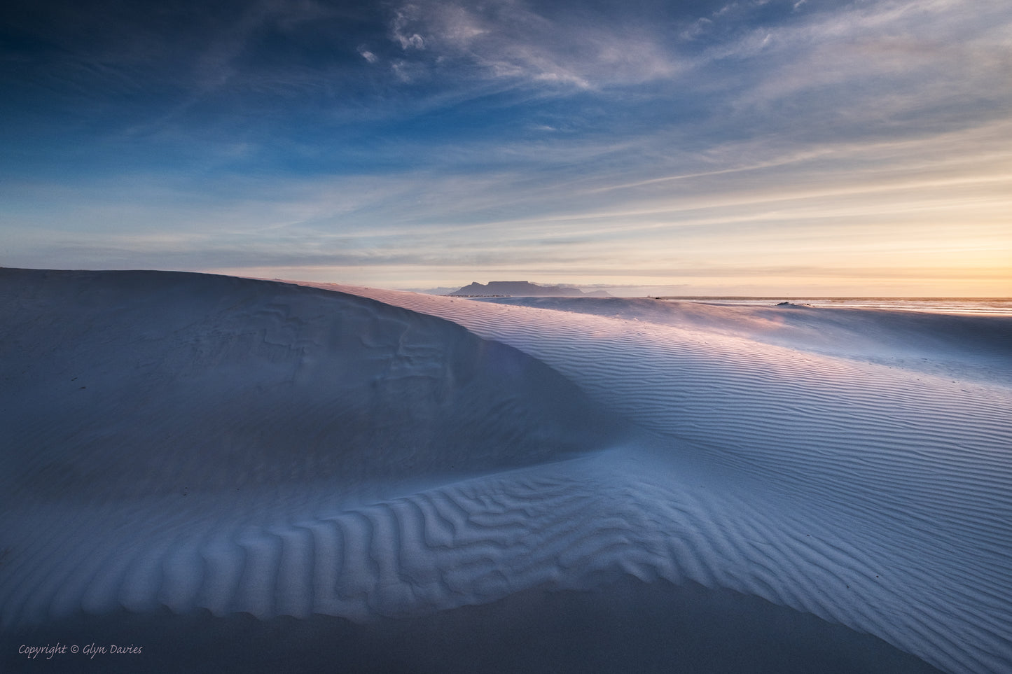 "Table on White Sand" Melkbosstrand, Cape Town