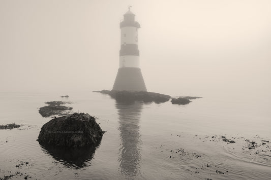 "Low Tide Highlight' Trwyn Du (Penmon)
