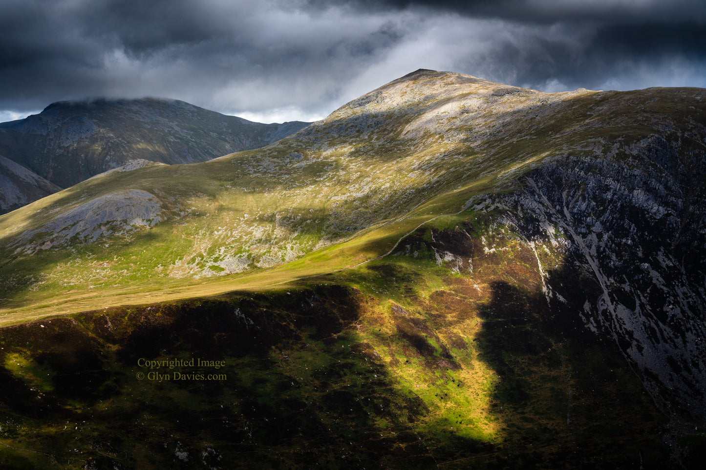 "The Balance of Light in Darkness" Carneddau