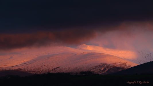 "A Light Brushstroke" Snowdonia