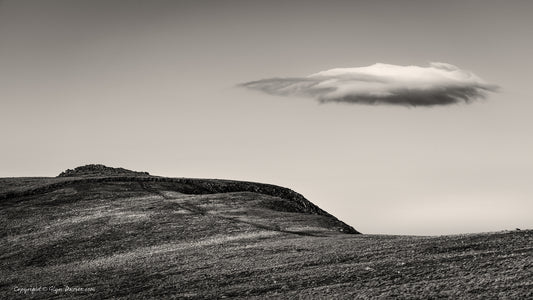 "A Cloud Appeared" Carnedd y Filiast, Eryri