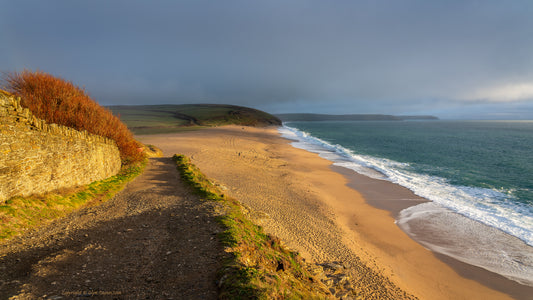 "A Shining Light on Childhood Places" Loe Bar