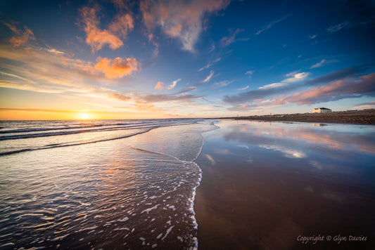 "That House on the Beach" Dinas Dinlle