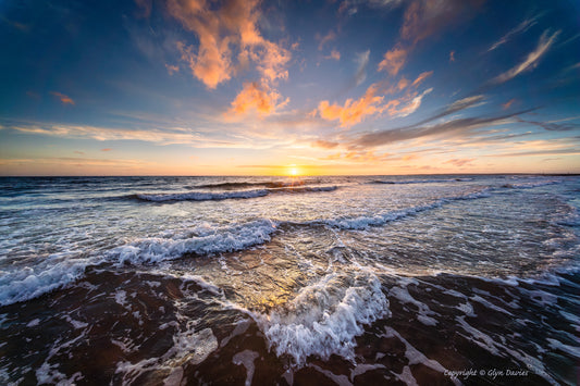 "Sunset Spilled" Dinas Dinlle