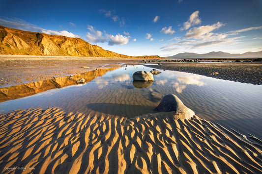 "The Fallen Remain Steadfast" Dinas Dinlle