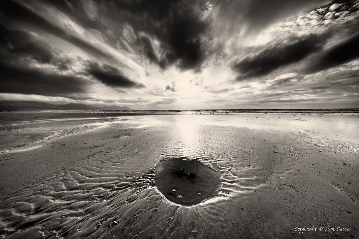 "An Effort to Lighten" Dinas Dinlle